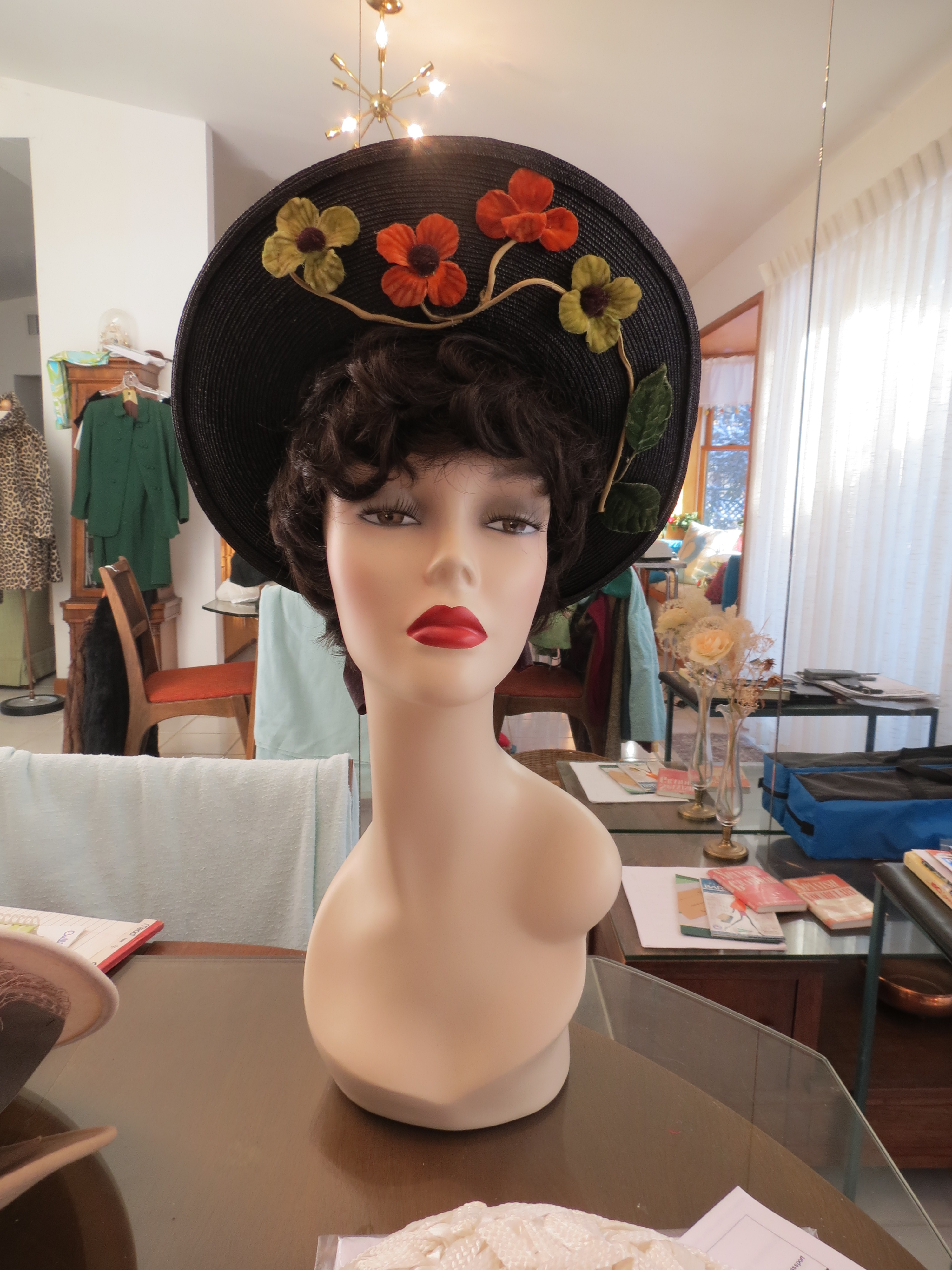 A Face-Framing True Vintage 1940s Hat