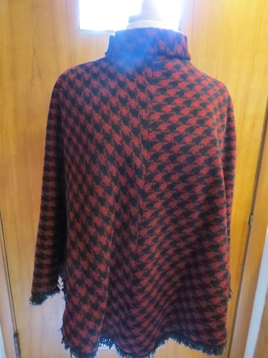 True Vintage 1960s Houndstooth Poncho with Fringe