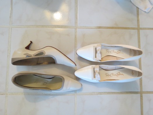 TRUE VINTAGE 1960'S SPRING & SUMMER STILETTO PUMPS IN NEUTRAL BEIGES AND WHITE