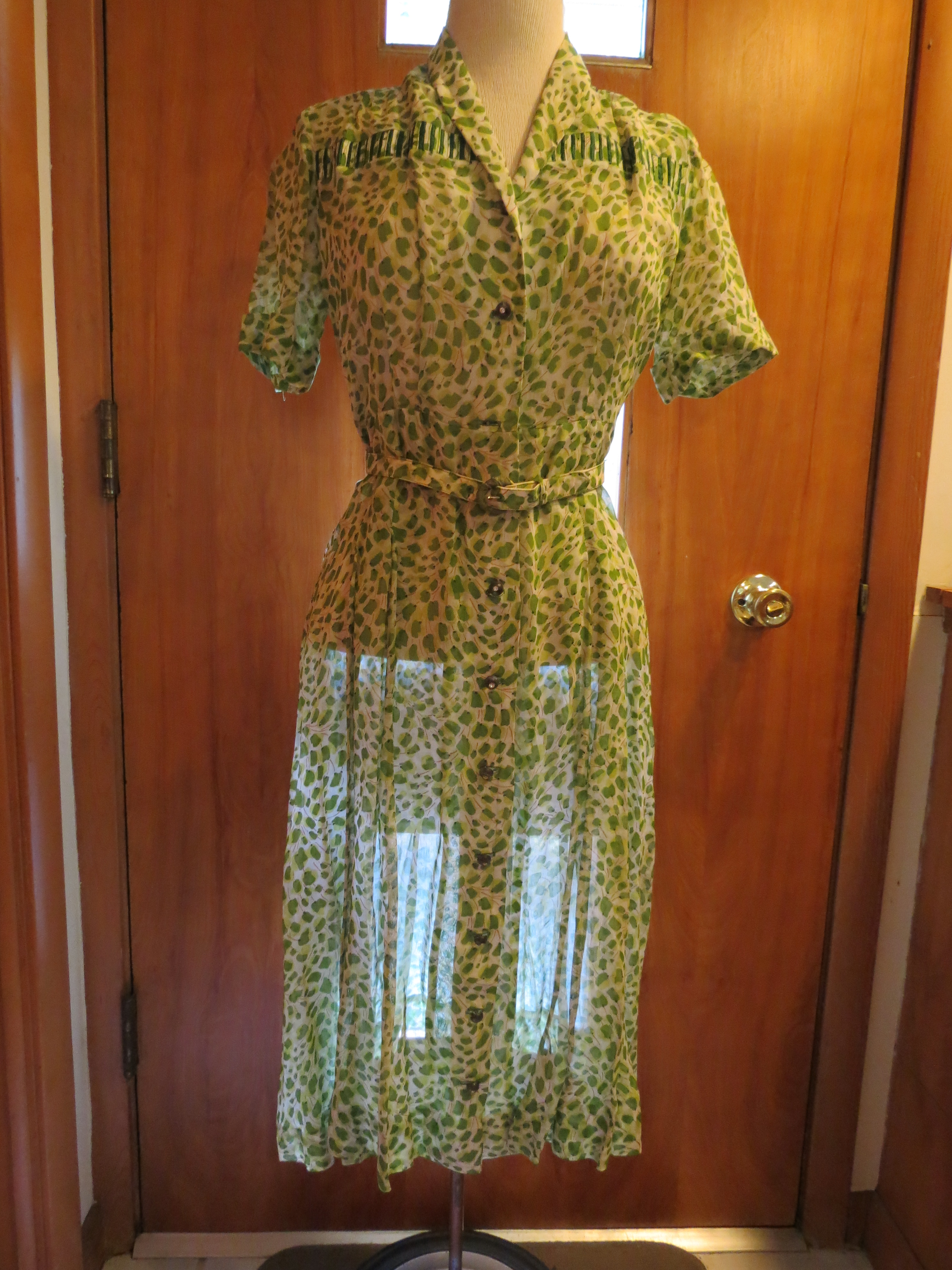 TRUE VINTAGE 1940'S SHEER SUMMER SHIRT-DRESS