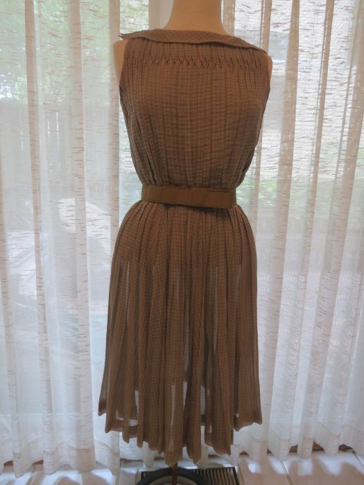 TRUE VINTAGE 1950'S DAY FROCK IN SHEER VOILE