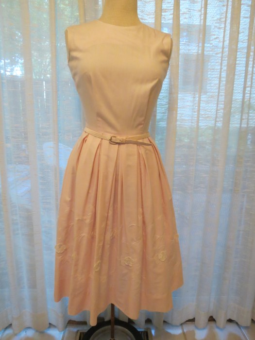 BEAUTIFUL  PALE  PETAL-PINK FROCK FROM THE FIFTIES