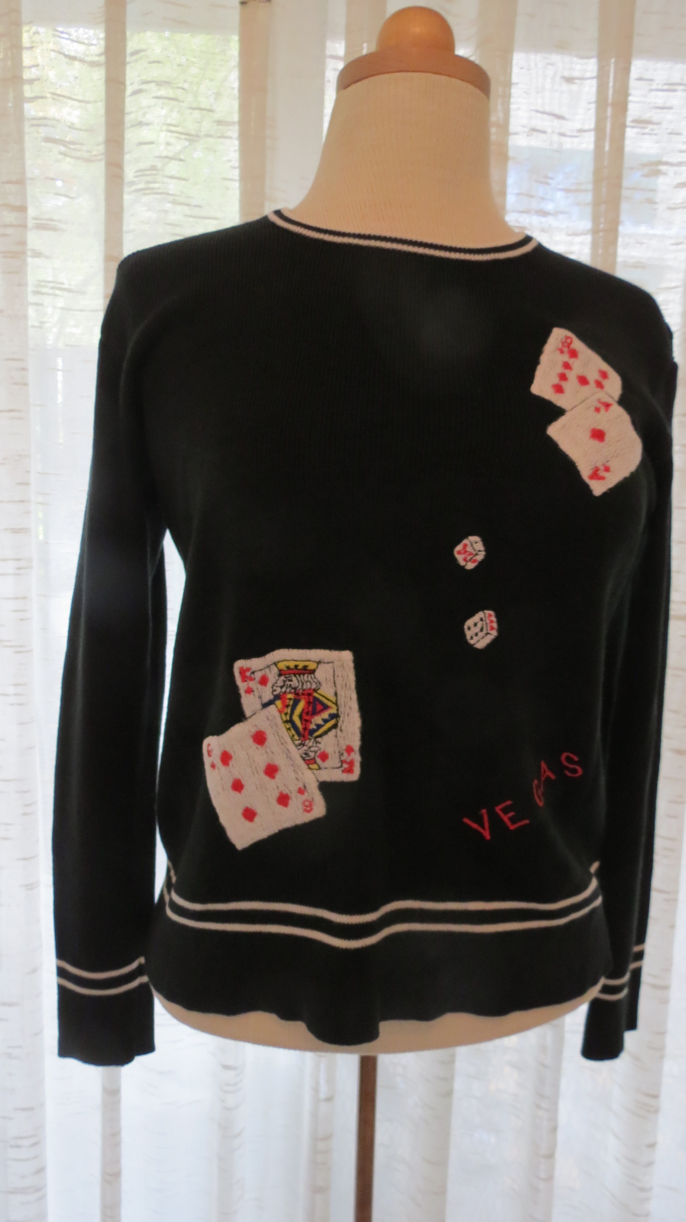 A FUN SOUVENIR SWEATER FROM LAS VEGAS - 1960'S - 1970'S.
