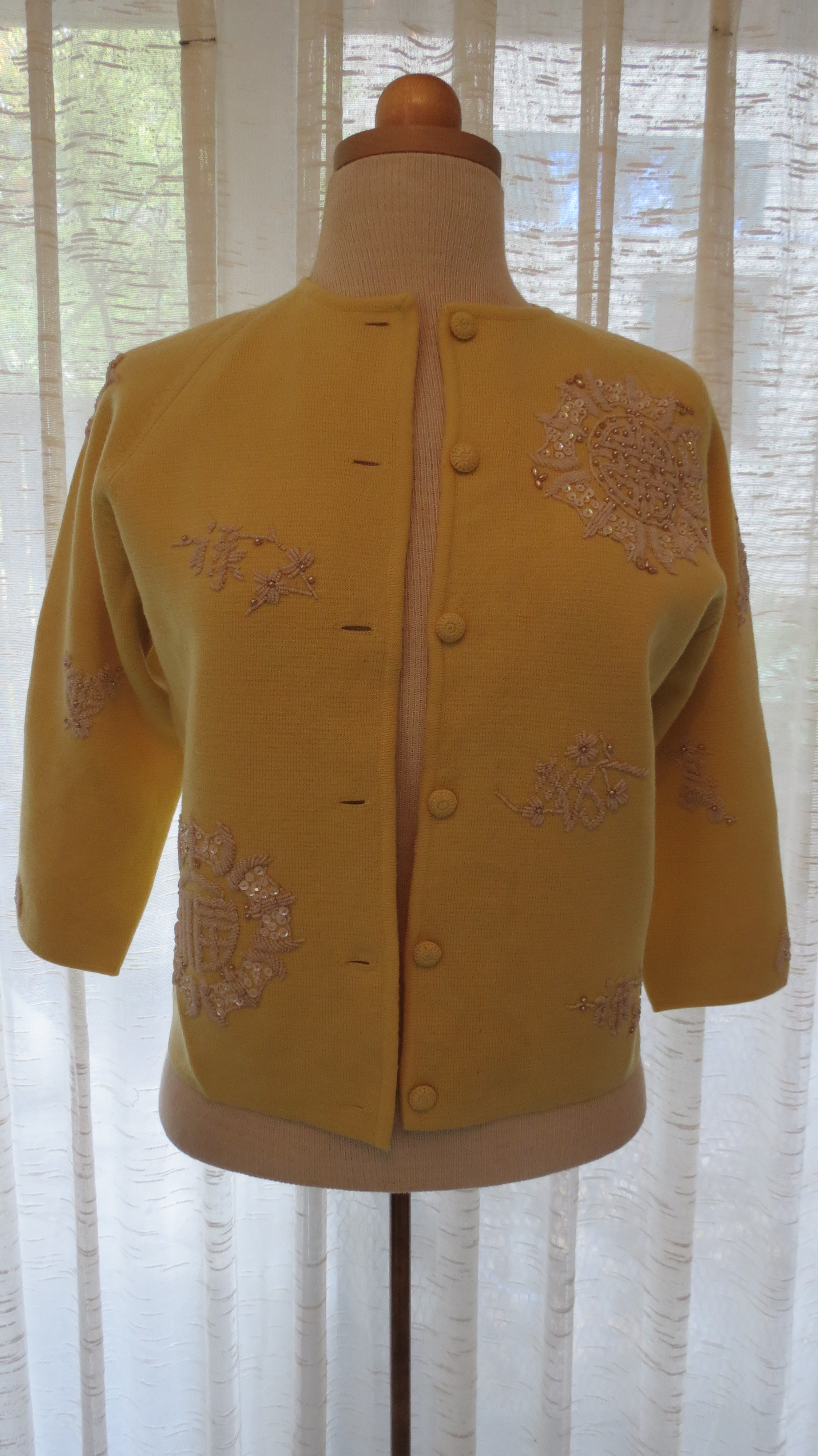 VINTAGE 1950'S - EARLY '60'S SWEATER JACKET WITH BEADING