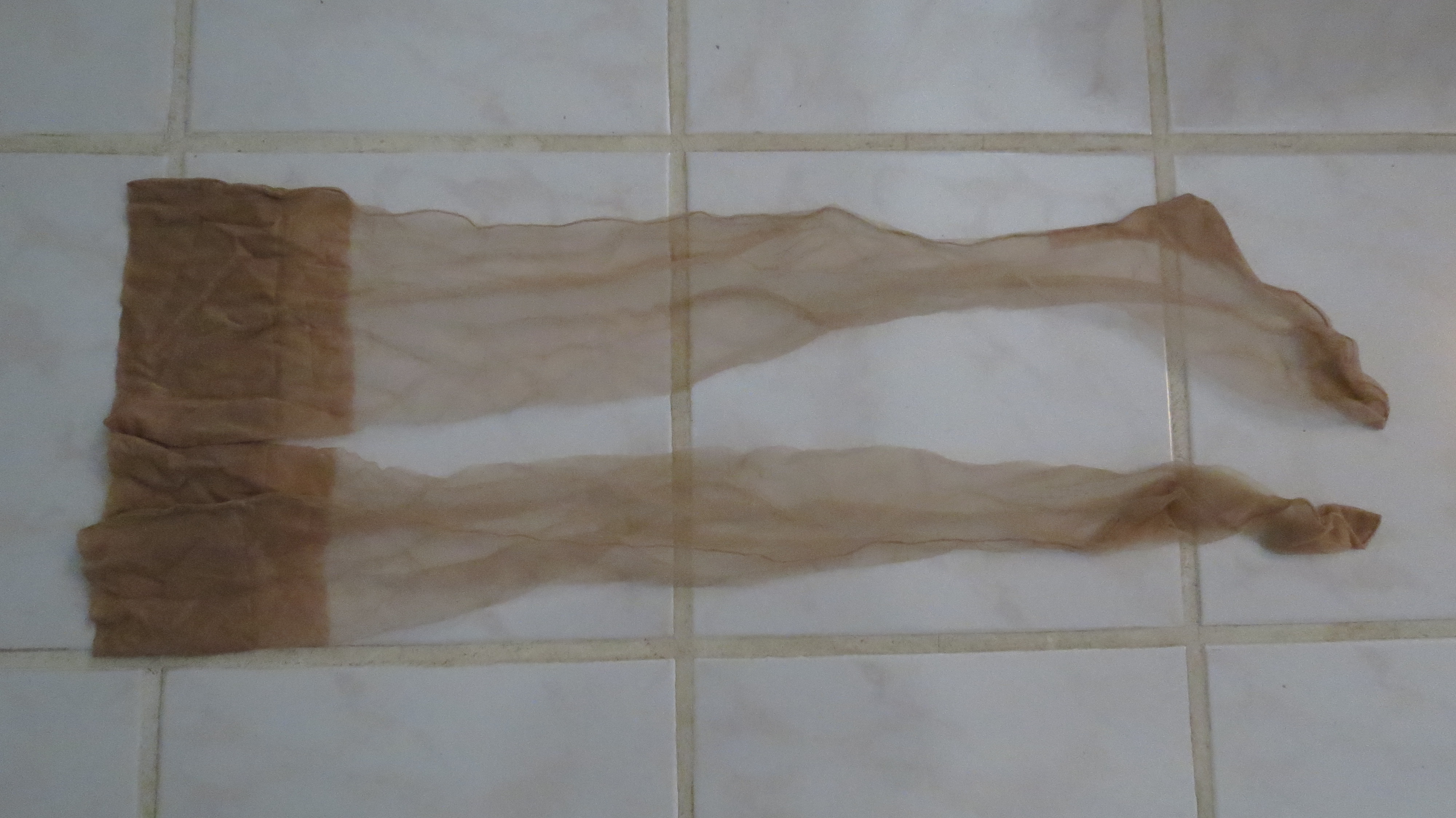 ANOTHER FABULOUS FIND - NYLON STOCKINGS WITH SEAMS!