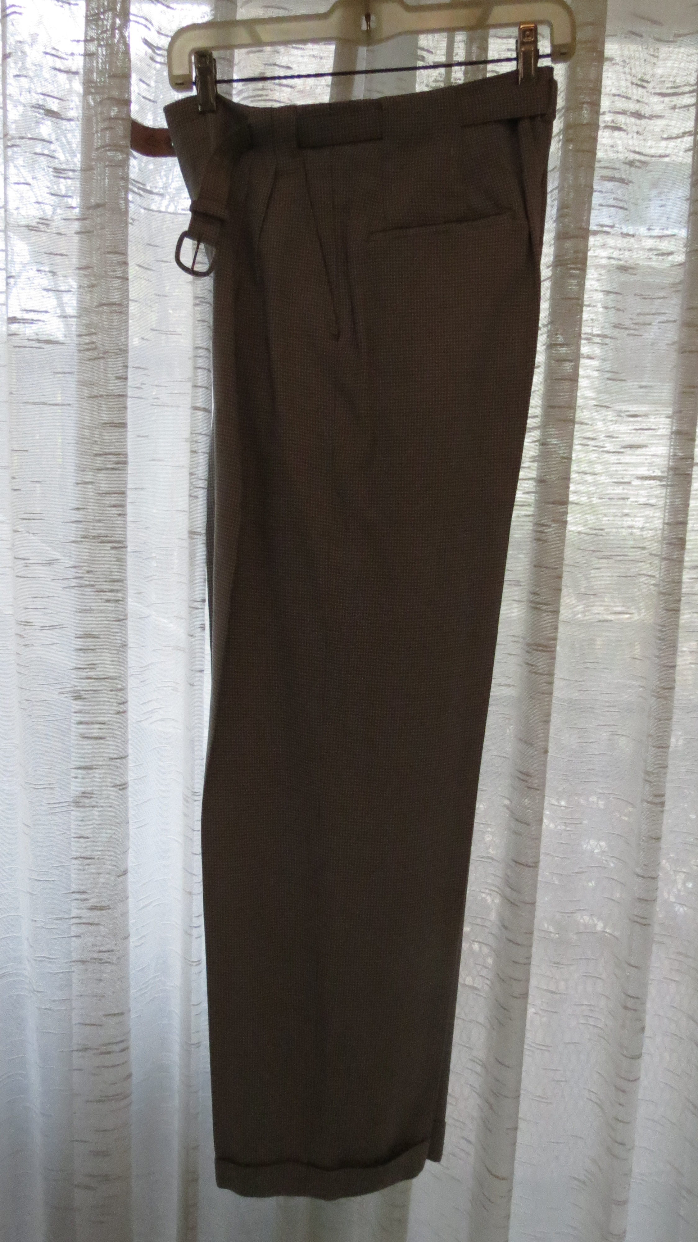 VERY UNUSUAL DISCOVERY: TRUE VINTAGE 1940'S WOMEN'S SLACKS!!!