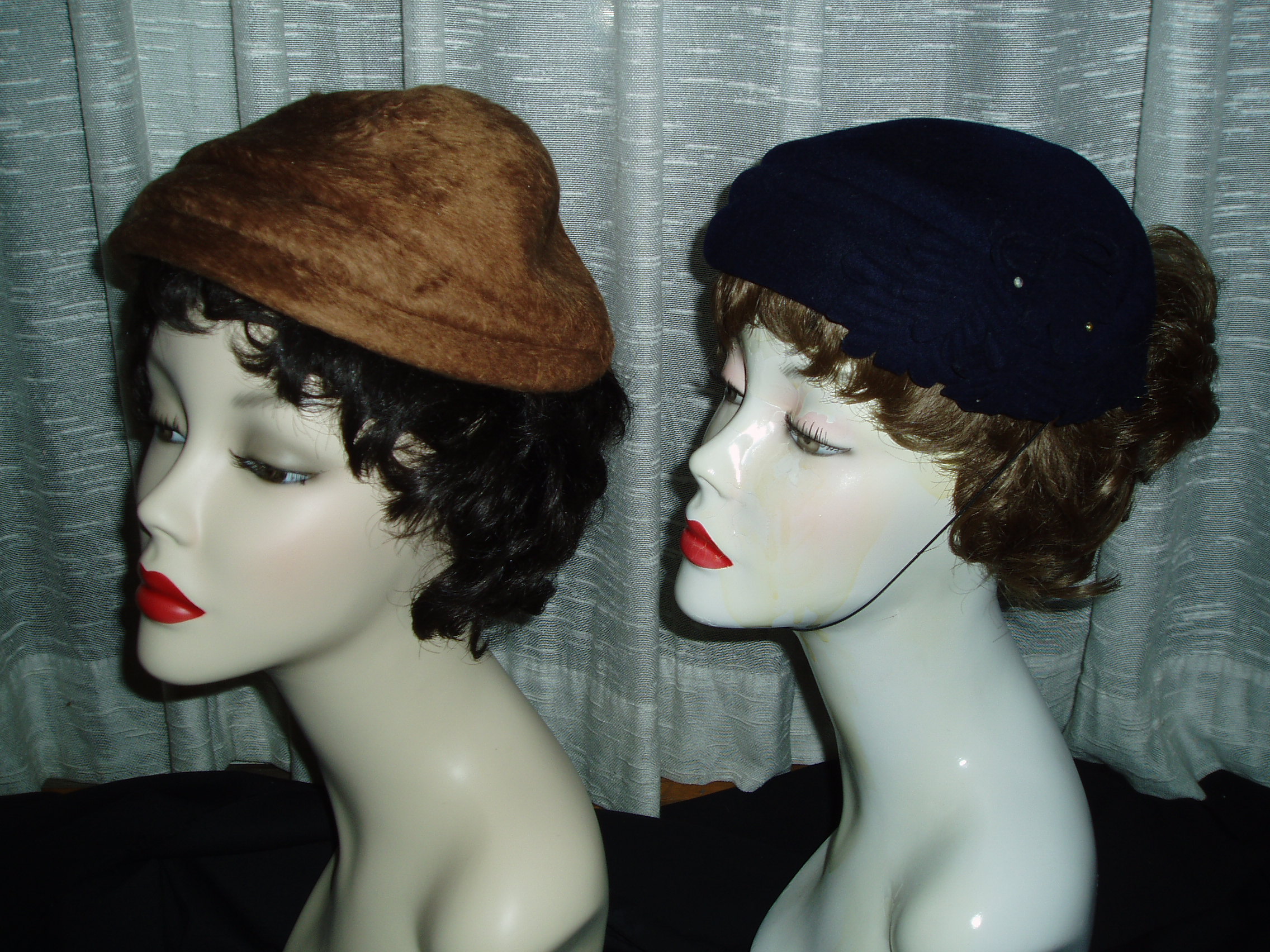 CUTEST EVER 1950'S WOOL HATS FOR CHIC WINTER DAYS