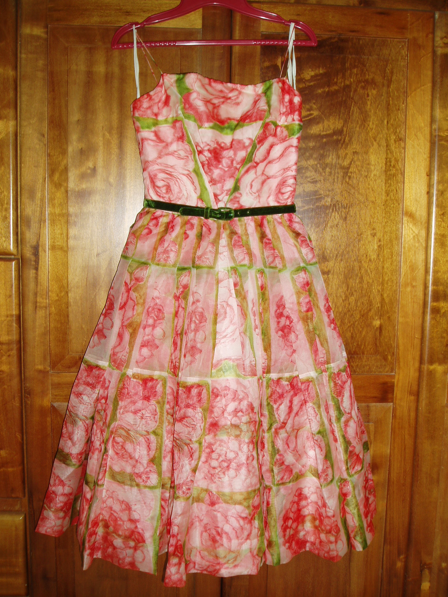 TRUE VINTAGE 1950'S EASTER DANCE PARTY / PROM POUF DRESS