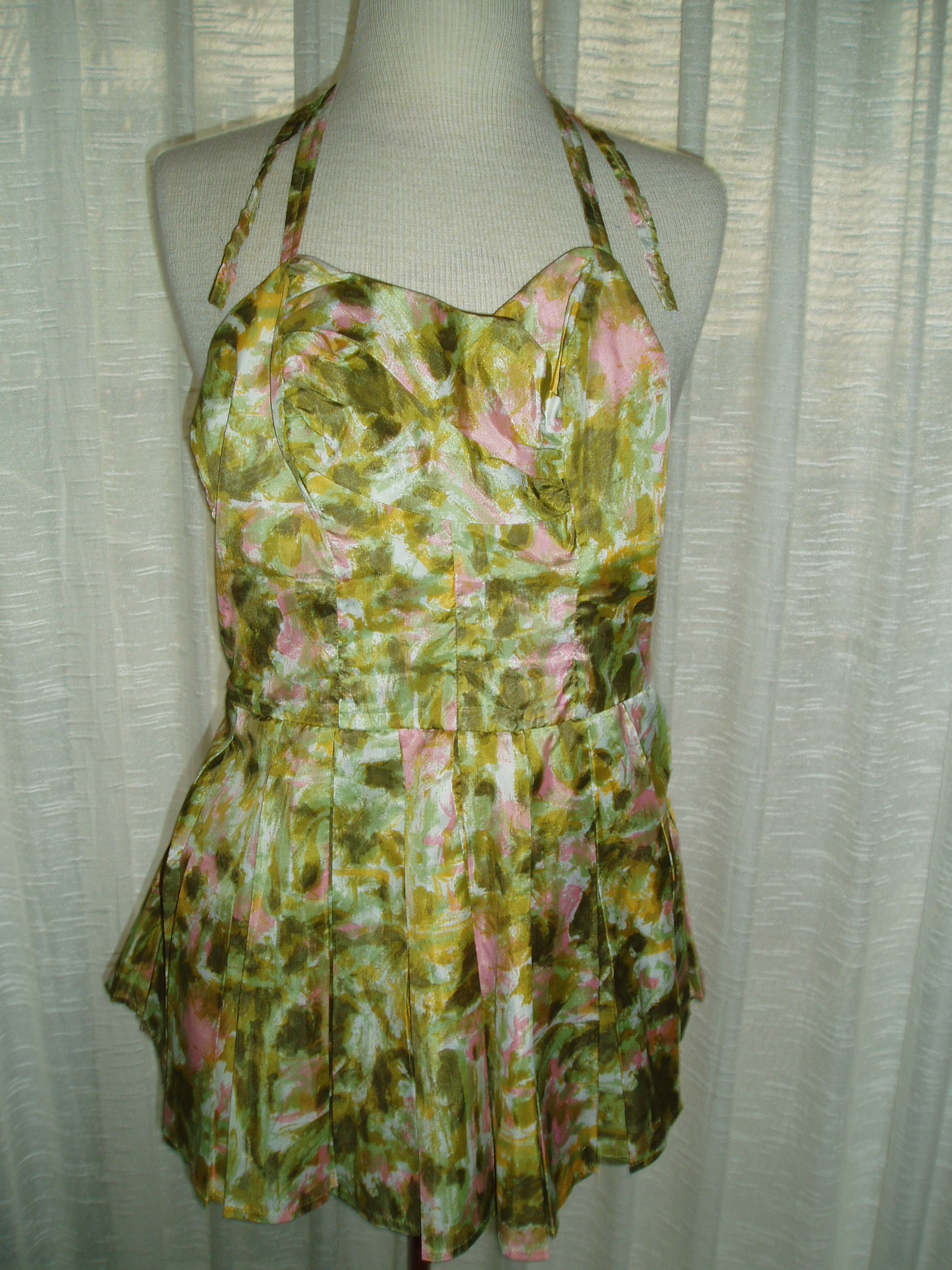 TRUE VINTAGE SWIMSUIT WITH SKIRT - LATE 1950'S - EARLY 1960'S