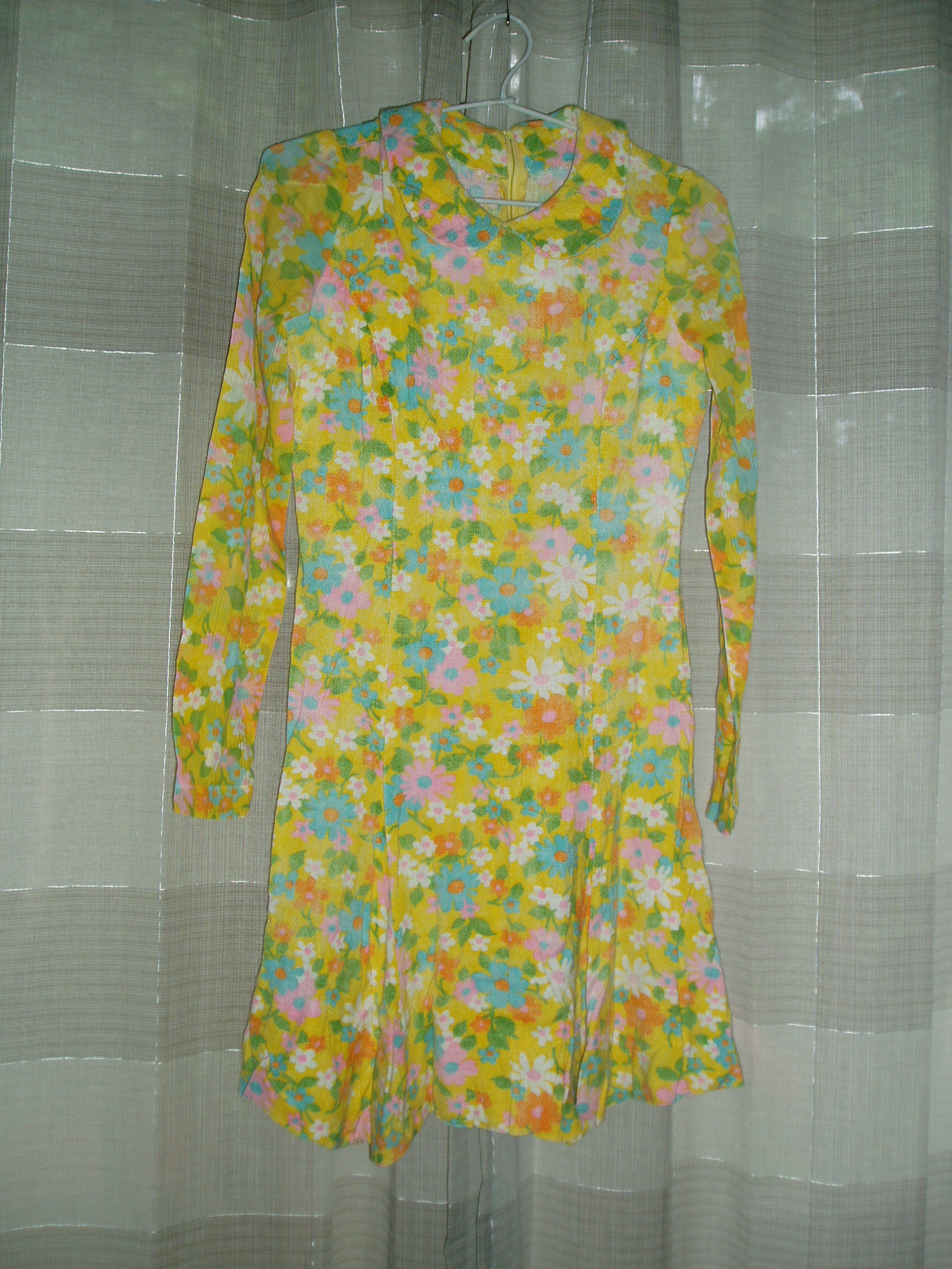 TRUE VINTAGE MOD FLOWER-POWER LATE 1960'S MINI-DRESS