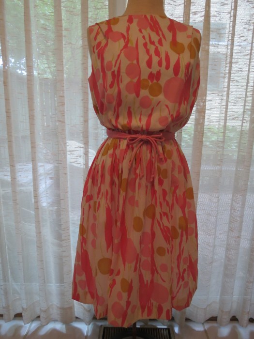 TRUE VINTAGE COTTON CANDY CONFECTION OF A FROCK - EARLY 1960'S