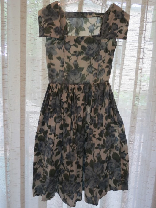 ANOTHER CUTE COTTON DRESS FROM THE '50'S - '60'S
