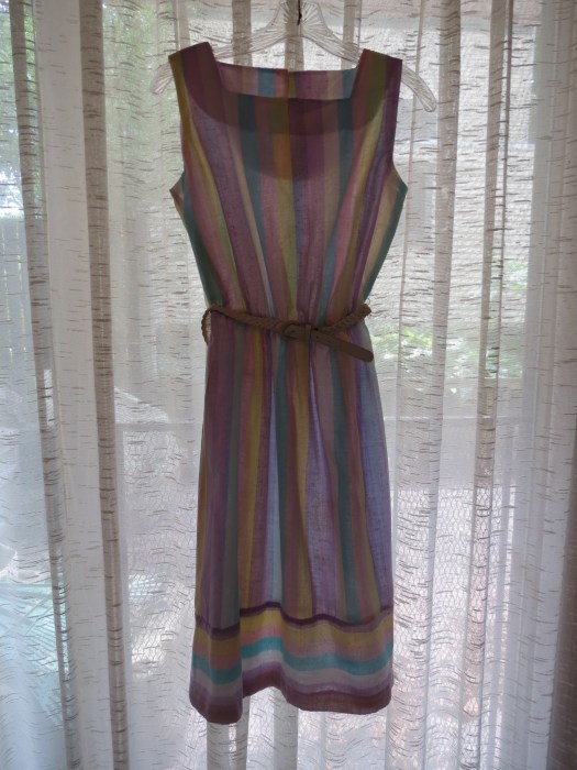 TRUE VINTAGE SHEER SUMMER DRESS IN RAINBOW SHERBET COLORS